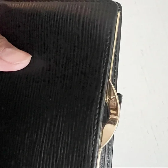 Authentic LOUIS VUITTON Black Epi French Purse Wallet Leather - Picture 10 of 13